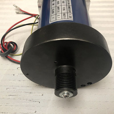 Améliorez vos performances sur votre tapis de course avec un moteur à courant continu de 1,25 HP/932W 180V à 4500 tr / min