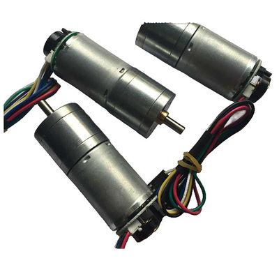 Moteur d'engrenage pour petits appareils avec construction à aimants permanents et tension nominale de 7,4 V